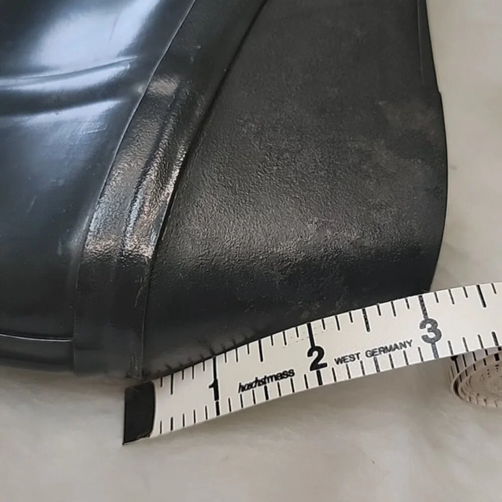 HUNTER Rare Green Wedge Crest Emblem Tall Preppy Pull On Waterproof Rain Boots 5